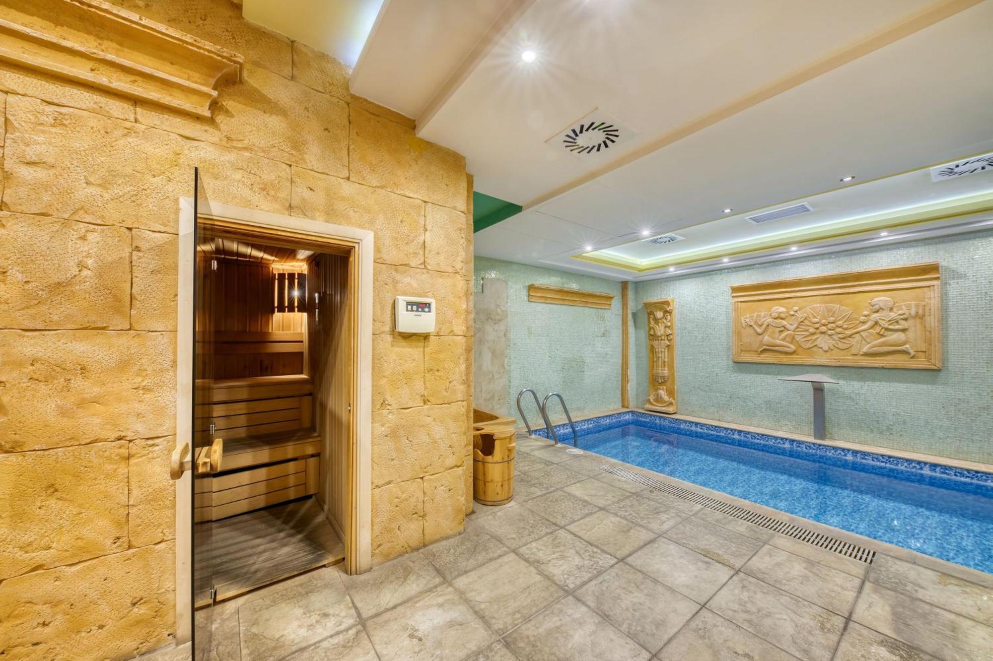 Spa Hotel Grace Forum 耶烈万 外观 照片
